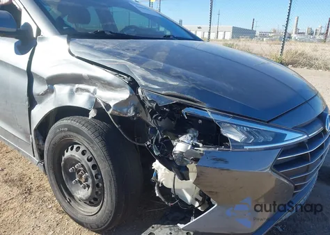 2019 Hyundai Elantra Se z USA, uszkodzony, nr VIN KMHD74LF4KU810842